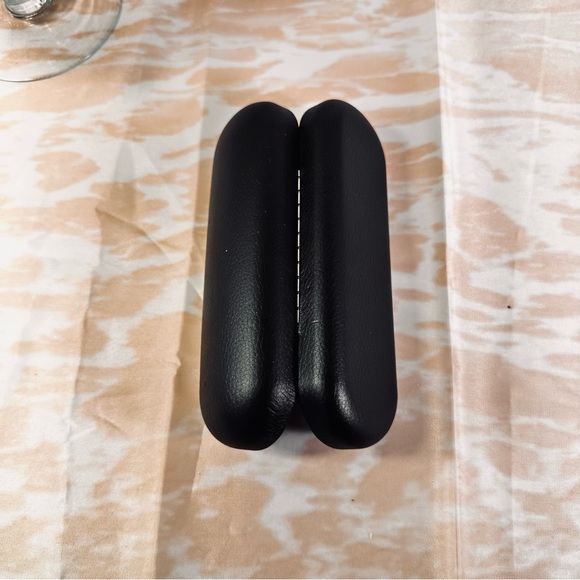 Oakley Sunglasses Case - Picture 8 of 9